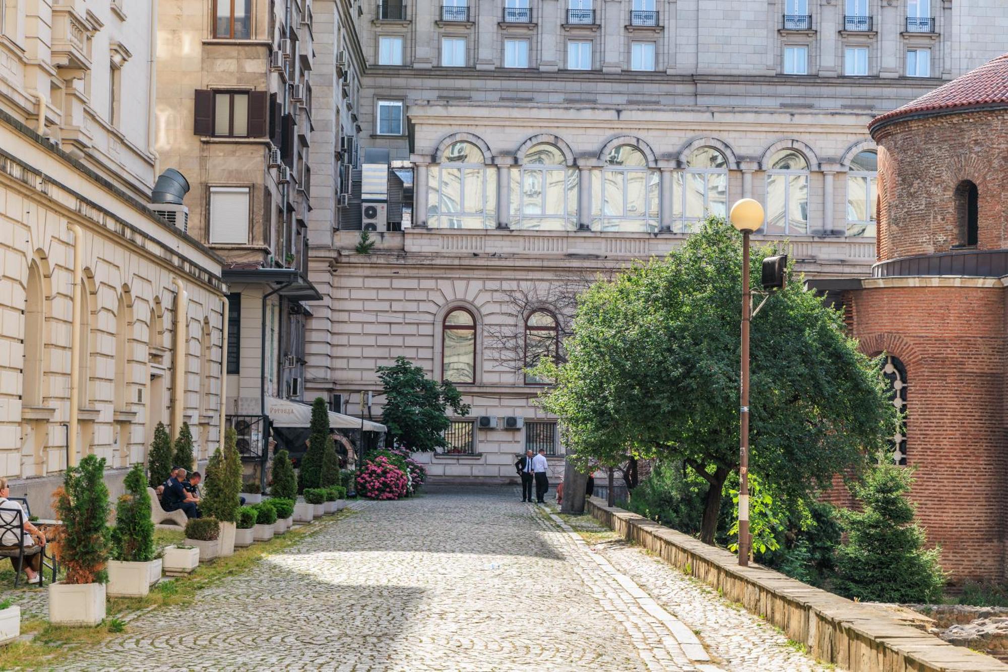 Presidential Neighbour Retreat Apartment Sofia Bagian luar foto